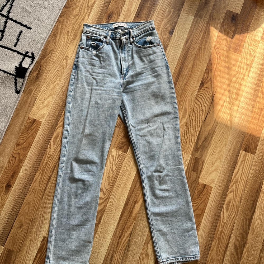 Abercrombie & Fitch Ankle Straight Ultra High Rise Jeans (Curve Love)